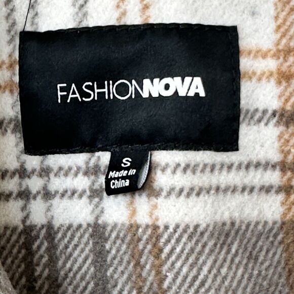 Fashion Nova Small women Plaid Fall Classic Shacket Flannel Brown and beige - Picture 3 of 6